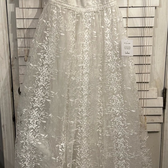 NWOT Sweetest Beloved White Mesh Embroidered Sleeveless Maxi Dress - Picture 1 of 9
